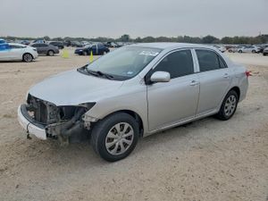 Toyota Corolla BASE 1.8L 4 2013