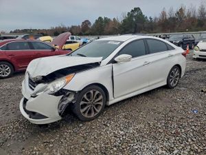 Hyundai Sonata SE 2.4L 4 2014