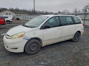 Toyota Sienna CE 3.3L 6 2006