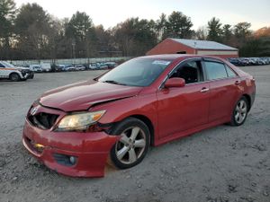 Toyota Camry BASE 2.5L 4 2011