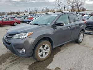 Toyota Rav4 XLE 2.5L 4 2013
