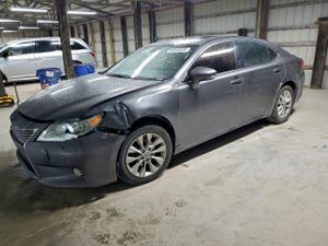Lexus ES 300H 2.5L 4 2013