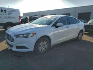 Ford Fusion S 2.5L 4 2013