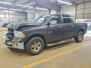 RAM 1500 LARAMIE 5.7L 8 2015