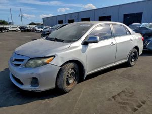Toyota Corolla BASE 1.8L 4 2011