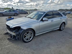 Mercedes-Benz C 250 1.8L 4 2013