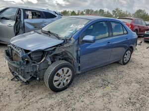 Toyota Yaris 1.5L 4 2011