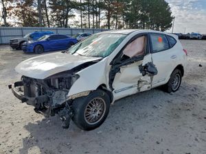 Nissan Rogue S 2.5L 4 2013