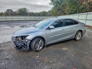 Toyota Camry LE 2.5L 4 2015