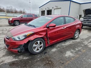 Hyundai Elantra SE 1.8L 4 2014