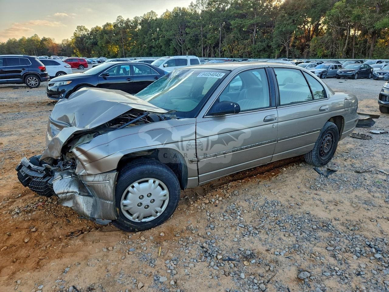Chevrolet Lumina BASE 3.1L 6 1999