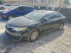 Toyota Camry BASE 2.5L 4 2012