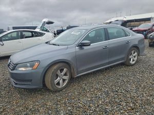 Volkswagen Passat SE 2.5L 5 2014