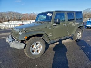 Jeep Wrangler SAHARA 3.6L 6 2015