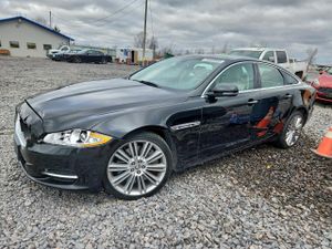 Jaguar XJ SUPERCHARGED 5.0L 8 2012