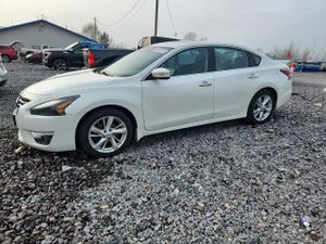 Nissan Altima 2.5 2.5L 4 2015