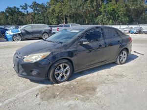 Ford Focus SE 2.0L 4 2014