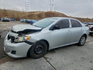 Toyota Corolla BASE 1.8L 4 2010