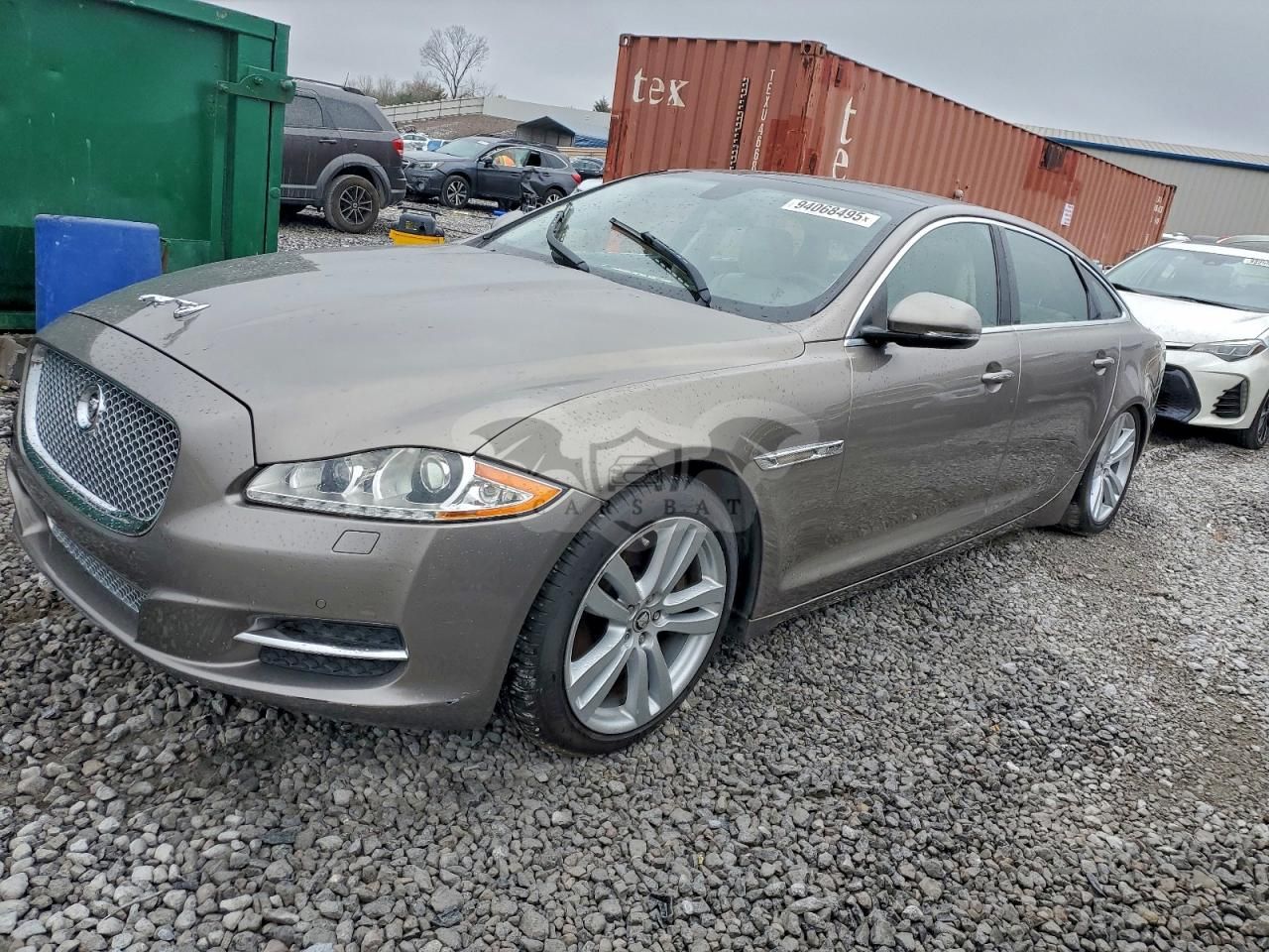 Jaguar XJ 5.0L 8 2011
