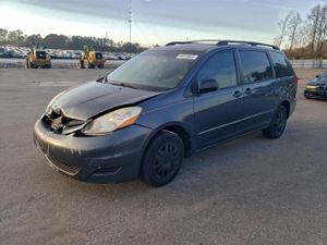Toyota Sienna CE 3.5L 6 2007