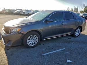 Toyota Camry L 2.5L 4 2013