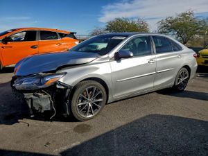 Toyota Camry LE 2.5L 4 2015