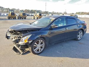 Nissan Altima 3.5S 3.5L 6 2015