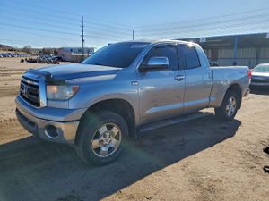 Toyota Tundra DOUBLE CAB SR5 4.6L 8 2011