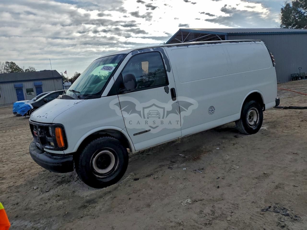 GMC Savana G2500 5.0L 8 2001