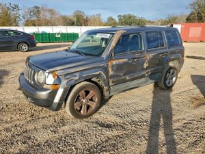 Jeep Patriot LATITUDE 2.4L 4 2011