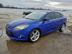 Ford Focus TITANIUM 2.0L 4 2012