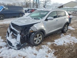 Kia Sportage LX 2.4L 4 2012