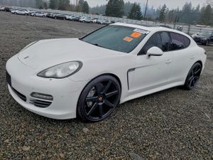 Porsche Panamera S 4.8L 8 2010