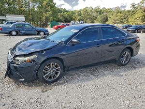 Toyota Camry LE 2.5L 4 2015