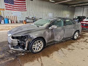 Ford Fusion SE 1.6L 4 2013
