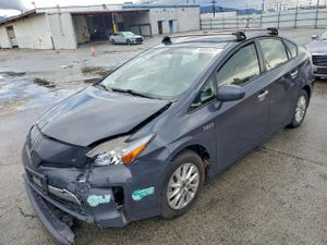 Toyota Prius 1.8L 4 2015