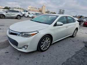Toyota Avalon BASE 3.5L 6 2013