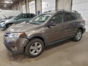 Toyota Rav4 XLE 2.5L 4 2013