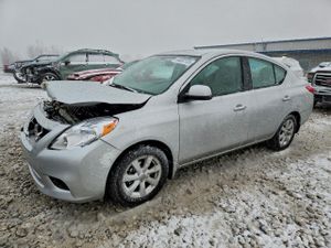 Nissan Versa S 1.6L 4 2014