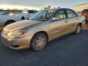 Toyota Camry LE 2.4L 4 2002