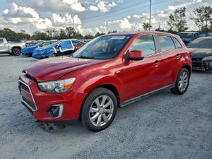Mitsubishi Outlander SE 2.0L 4 2015