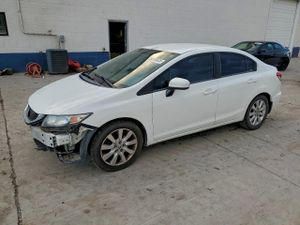 Honda Civic LX 1.8L 4 2015