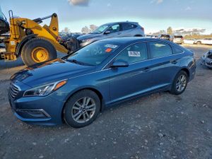 Hyundai Sonata SE 2.4L 4 2015