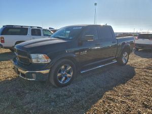 RAM 1500 SLT 5.7L 8 2015