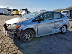 Toyota Prius 1.8L 4 2011