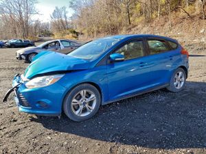 Ford Focus SE 2.0L 4 2013