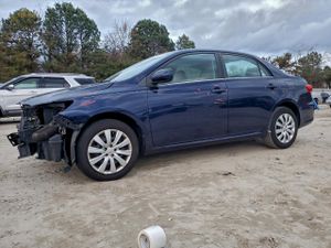 Toyota Corolla BASE 1.8L 4 2013