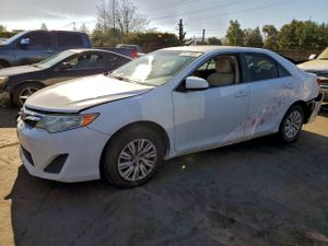 Toyota Camry BASE 2.5L 4 2012