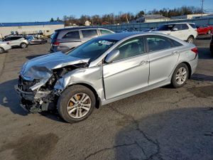 Hyundai Sonata GLS 2.4L 4 2013