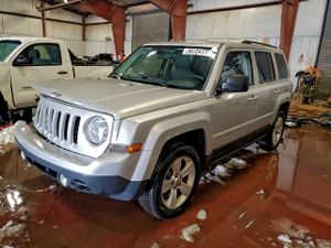 Jeep Patriot LATITUDE 2.4L 4 2012